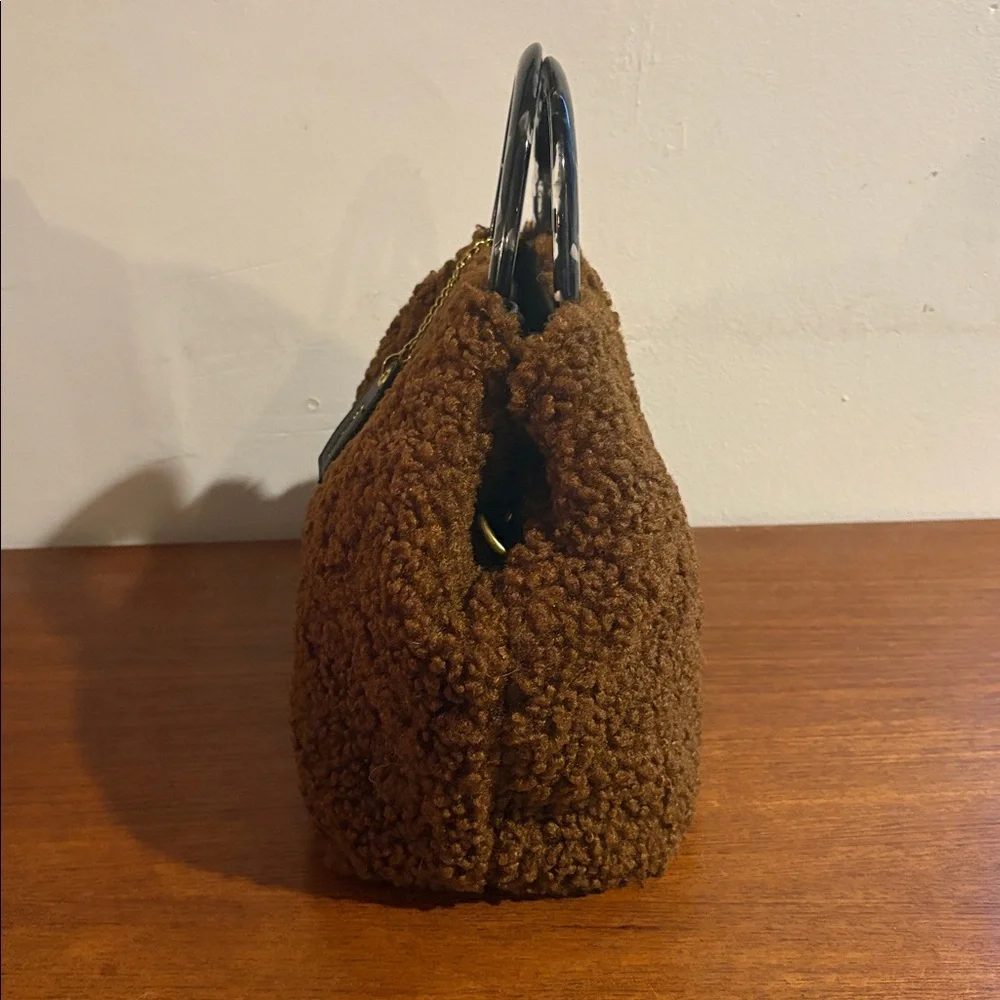 NWT PIXIE MOOD - Small Dumpling Tote in Dark Brown Shearling - Picture 3 of 15